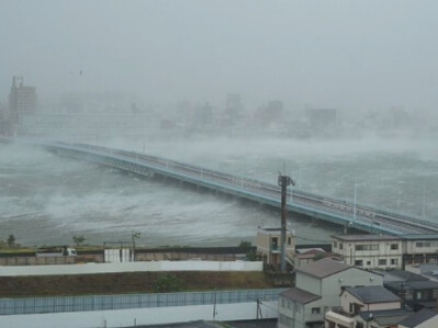 淀川の水位が確認できるライブカメラ カムカムライブ